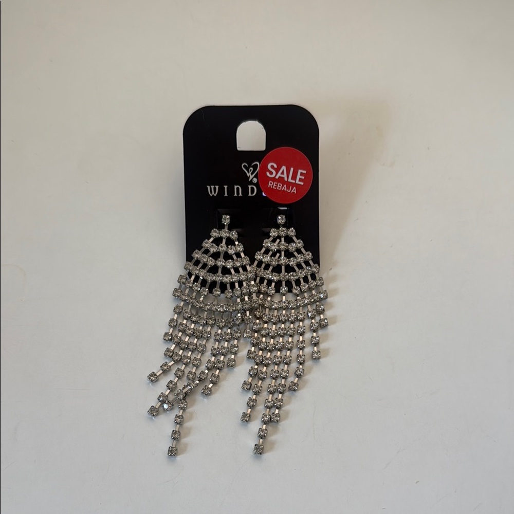 Windsor Silver Dangle Earrings